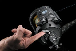 Daiwa Tanacom 1200 Power Assist Electric Dendoh Reel -Fishing Gear Sale Tanacom1200 free spool lever